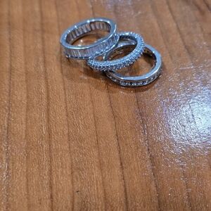 Henri Bendel ring set